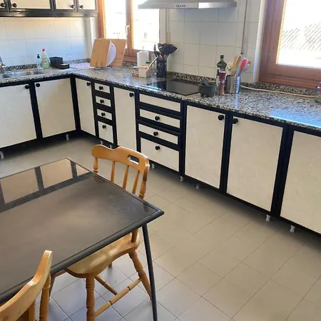 Couette-café Double In Shared - Private Space In Centre Dénia