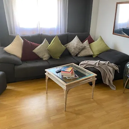 Double In Shared - Private Space In Centre Couette-café *
